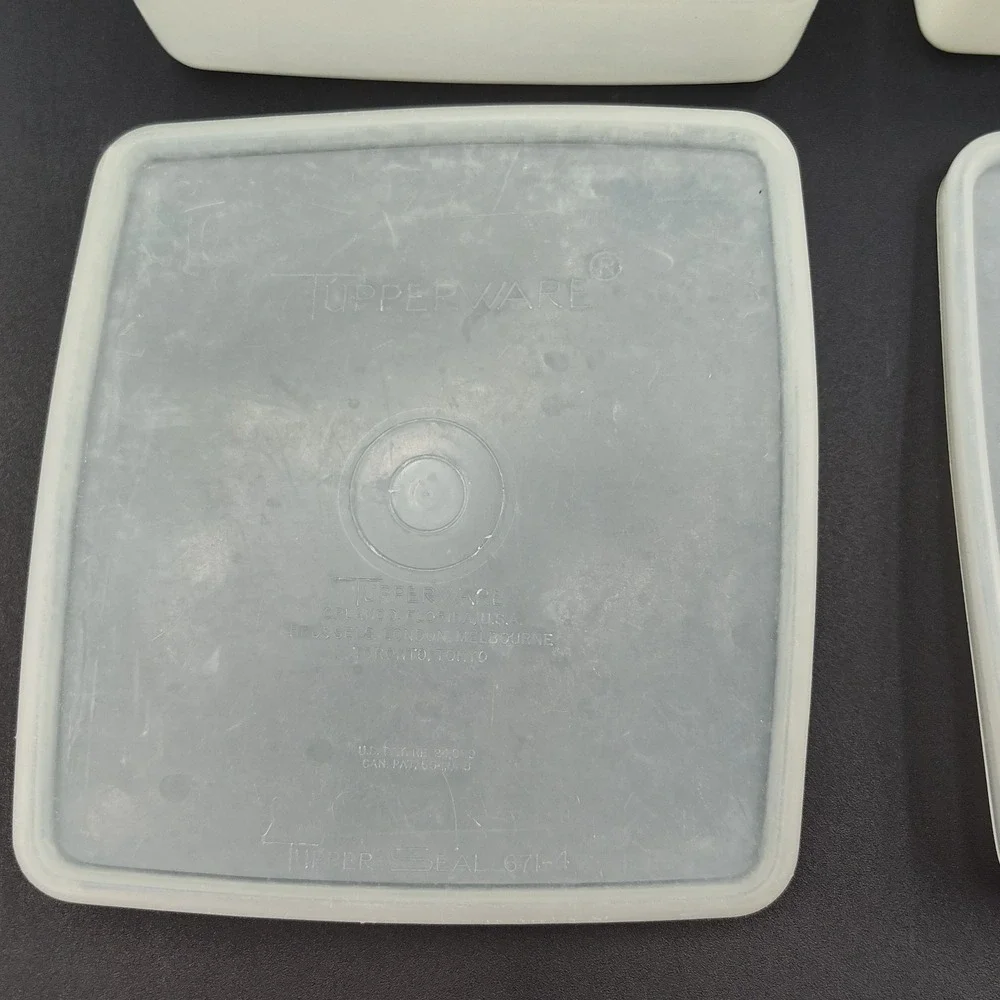 Set-2 TUPPERWARE Square Sandwich Keepers‎ 671-4 Parts Vintage SEE BB24.2GA1287.8